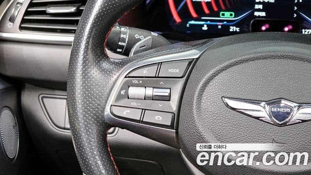 Genesis G70 2018 — ფოტო 32/32