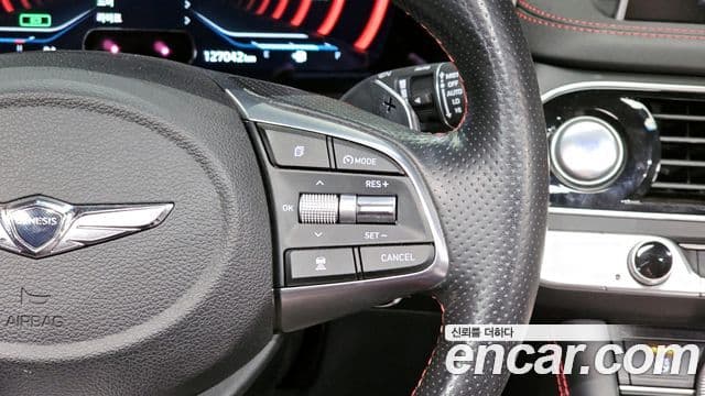 Genesis G70 2018 — ფოტო 8/32