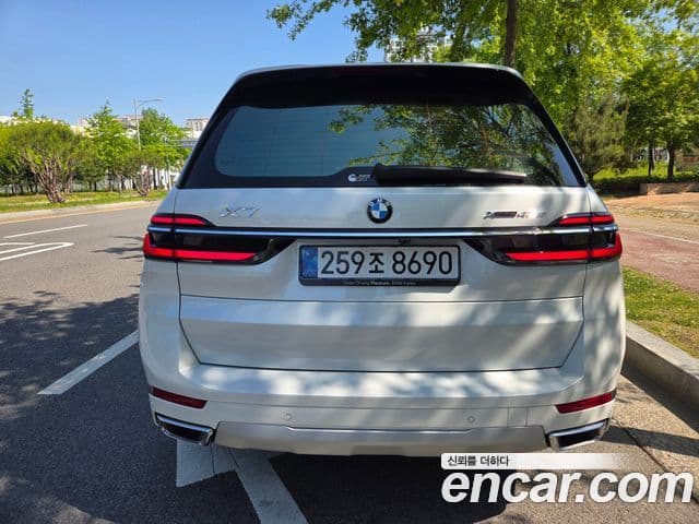 BMW X7 2025 — Photo 19/20