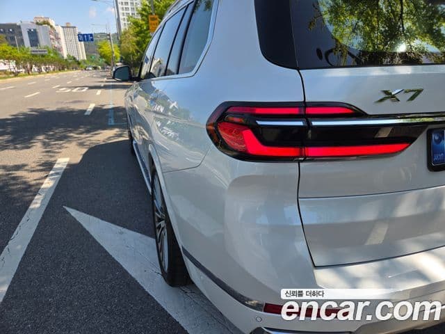 BMW X7 2025 — Photo 4/20