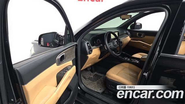 Kia Sorento 2021 — Фото 10/20