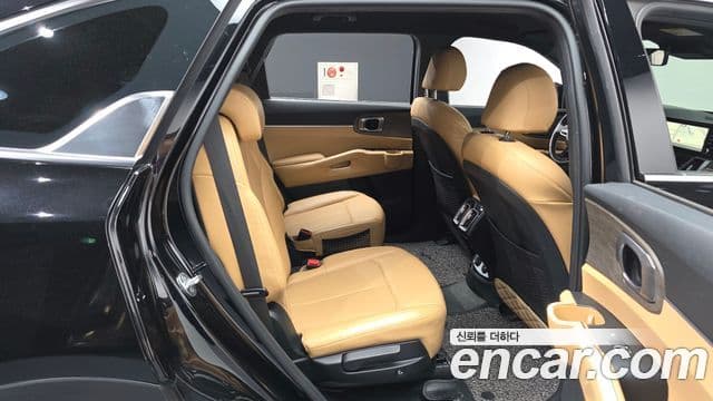 Kia Sorento 2021 — Фото 12/20