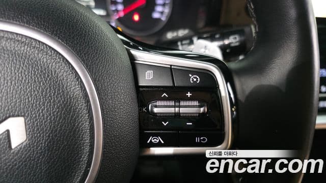 Kia Sorento 2021 — Фото 18/20