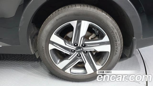 Kia Sorento 2021 — Photo 18/31