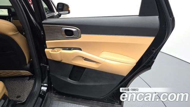 Kia Sorento 2021 — Photo 25/31