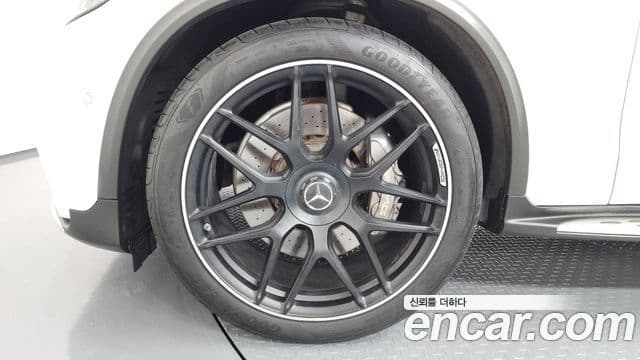 Mercedes-Benz GLC-Class 2019 — Şəkil 5/20