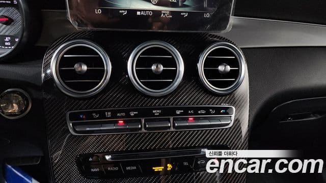Mercedes-Benz GLC-Class 2019 — Şəkil 13/20