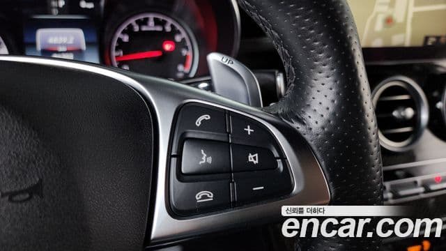 Mercedes-Benz GLC-Class 2019 — Şəkil 17/20