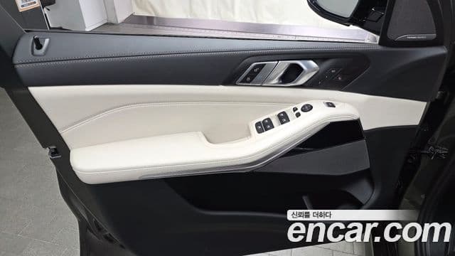 BMW X5 2025 — Photo 15/33