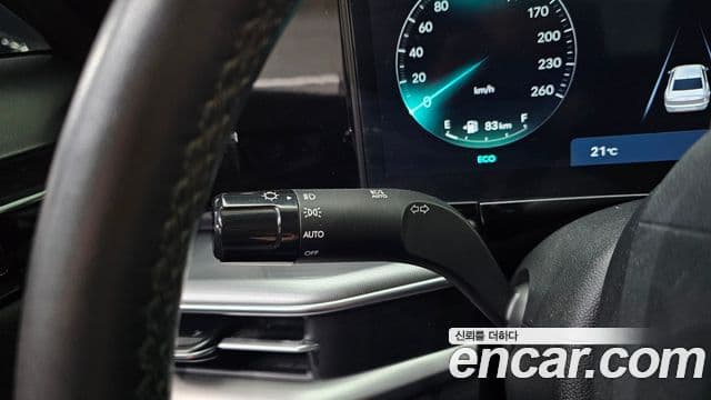 Hyundai Grandeur 2023 — Şəkil 18/20