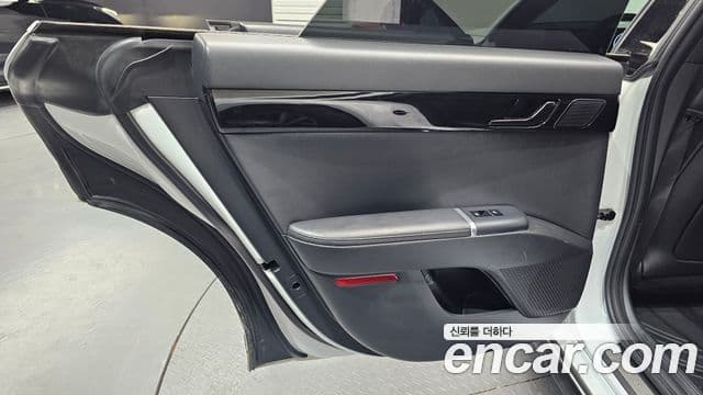Hyundai Grandeur Hybrid 2023 — Şəkil 1/31