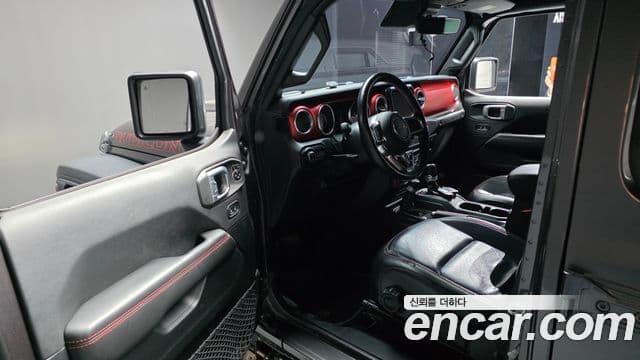 Jeep Wrangler 2021 — Şəkil 10/20