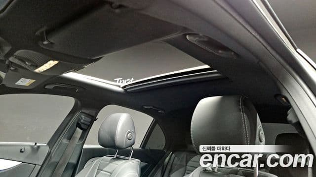 Mercedes-Benz E-Class 2021 — Şəkil 19/20