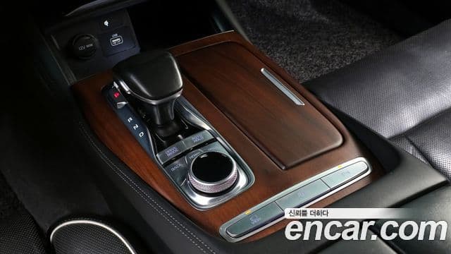 Kia The K9 2019 — Photo 13/20