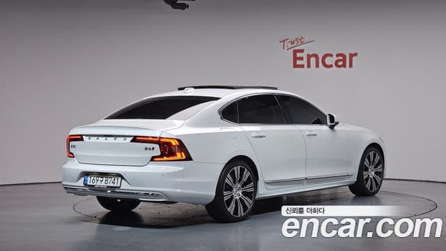 Volvo S90 2024 — ფოტო 2/20