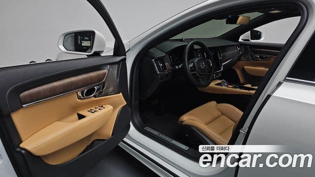 Volvo S90 2024 — ფოტო 10/20