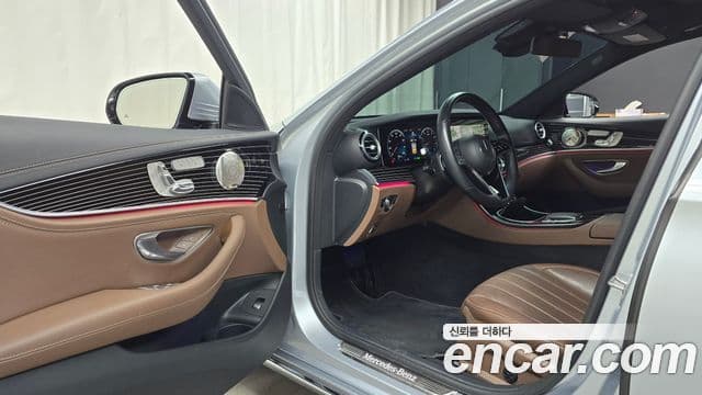 Mercedes-Benz E-Class 2021 — Şəkil 10/20