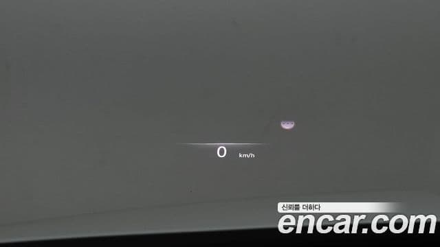Genesis Electrified G80 2023 — ფოტო 18/20