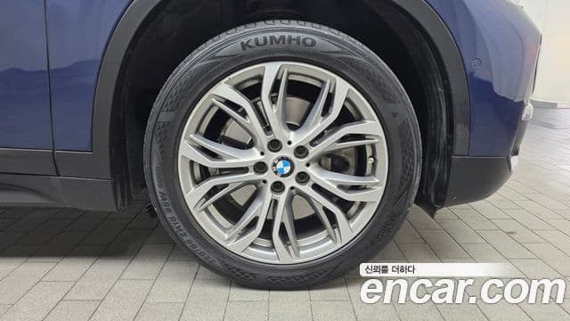 BMW X1 2018 — Şəkil 20/20