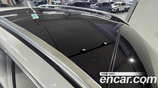 Mercedes-Benz EQB 2023 — ფოტო 7/20