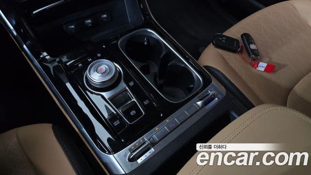 Kia Carnival 2023 — Фото 9/20