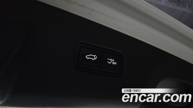 Kia Carnival 2023 — Фото 20/20