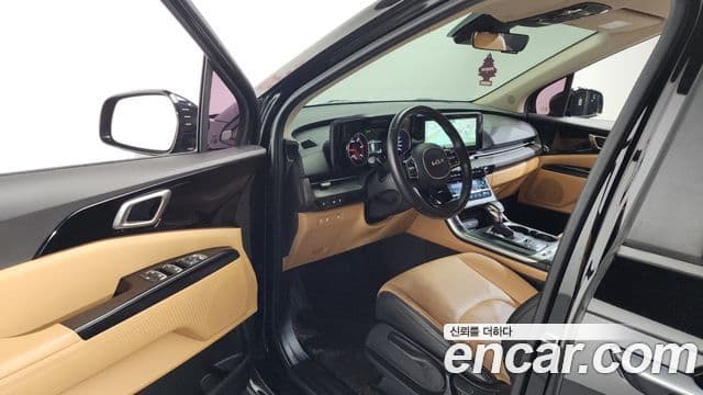 Kia Carnival 2022 — ფოტო 10/20
