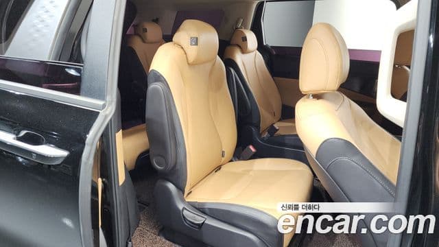 Kia Carnival 2022 — ფოტო 11/20