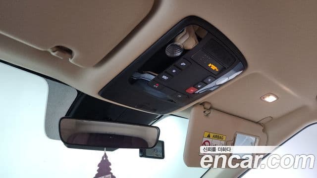 Kia Carnival 2022 — ფოტო 20/20