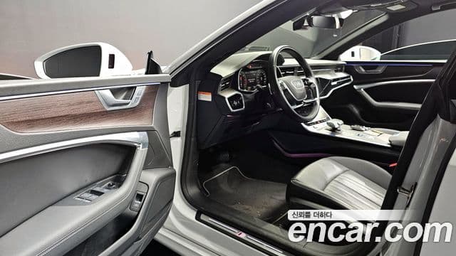 Audi A7 2022 — ფოტო 10/20