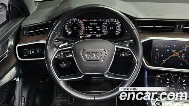 Audi A7 2022 — ფოტო 13/20