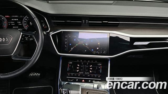 Audi A7 2022 — ფოტო 15/20