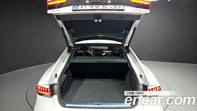 Audi A7 2022 — ფოტო 20/20