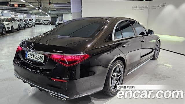 Mercedes-Benz S-Class 2022 — Photo 8/20