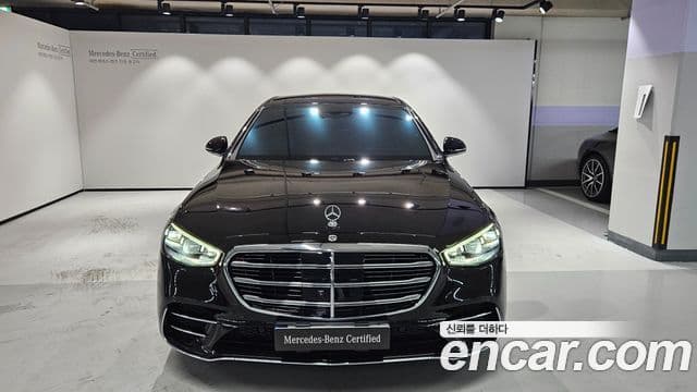 Mercedes-Benz S-Class 2022 — Photo 19/20