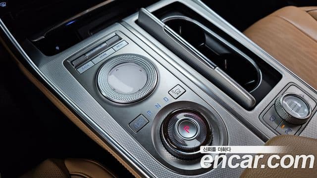 Genesis GV80 2020 — ფოტო 7/20