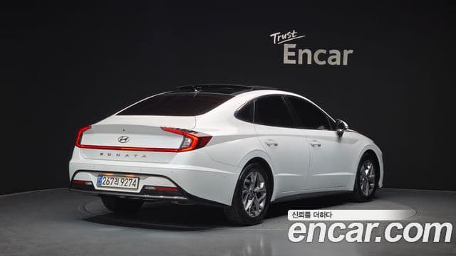 Hyundai Sonata 2019 — Фото 2/20