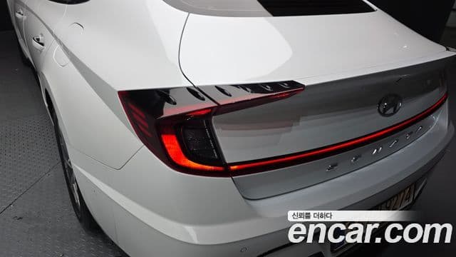 Hyundai Sonata Hybrid 2019 — ფოტო 26/33