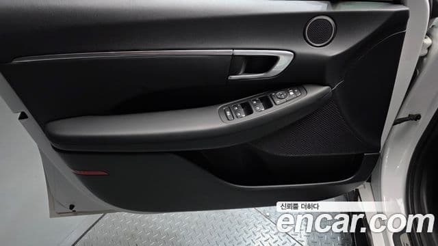 Hyundai Sonata Hybrid 2019 — ფოტო 19/33
