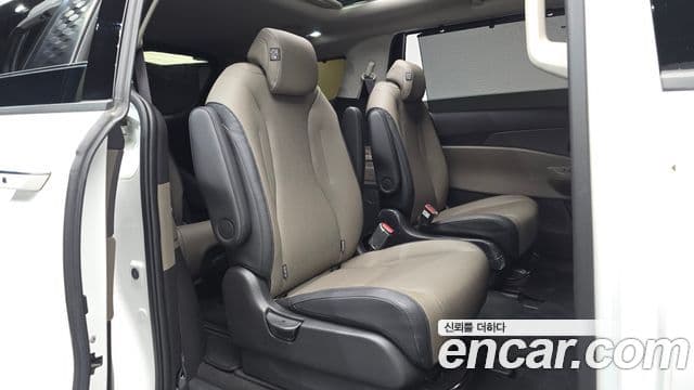 Kia Carnival 2024 — ფოტო 12/20