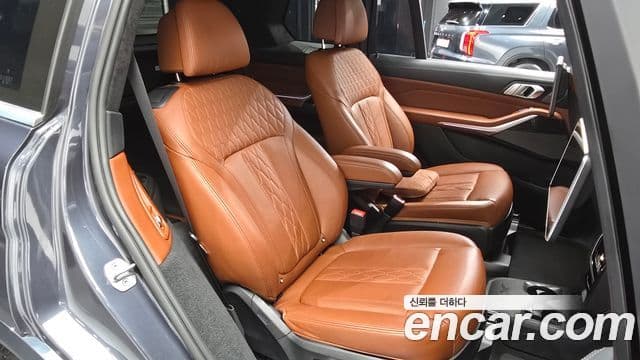 BMW X7 2021 — Şəkil 12/20