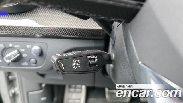 Audi SQ5 2021 — ფოტო 11/38