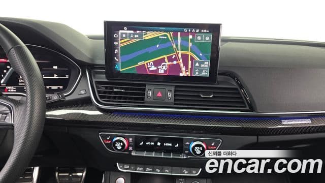 Audi SQ5 2021 — ფოტო 7/38
