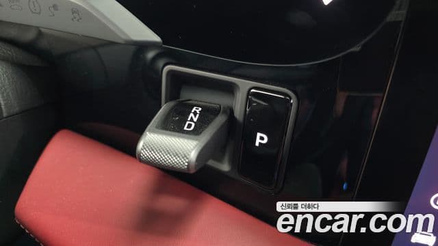 Porsche Taycan 2024 — Şəkil 15/20