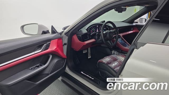 Porsche Taycan 2024 — Şəkil 17/20