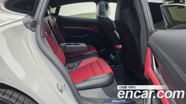 Porsche Taycan 2024 — Şəkil 5/20