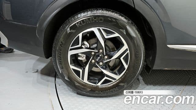 Kia Sportage 2022 — ფოტო 5/20