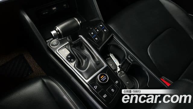Kia Sportage 2022 — ფოტო 9/20