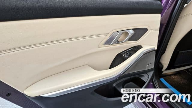 BMW 3 Series 2020 — Photo 25/31