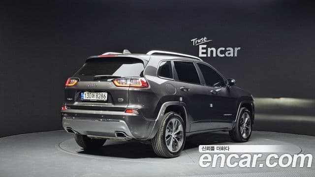 Jeep Cherokee 2021 — Şəkil 2/20